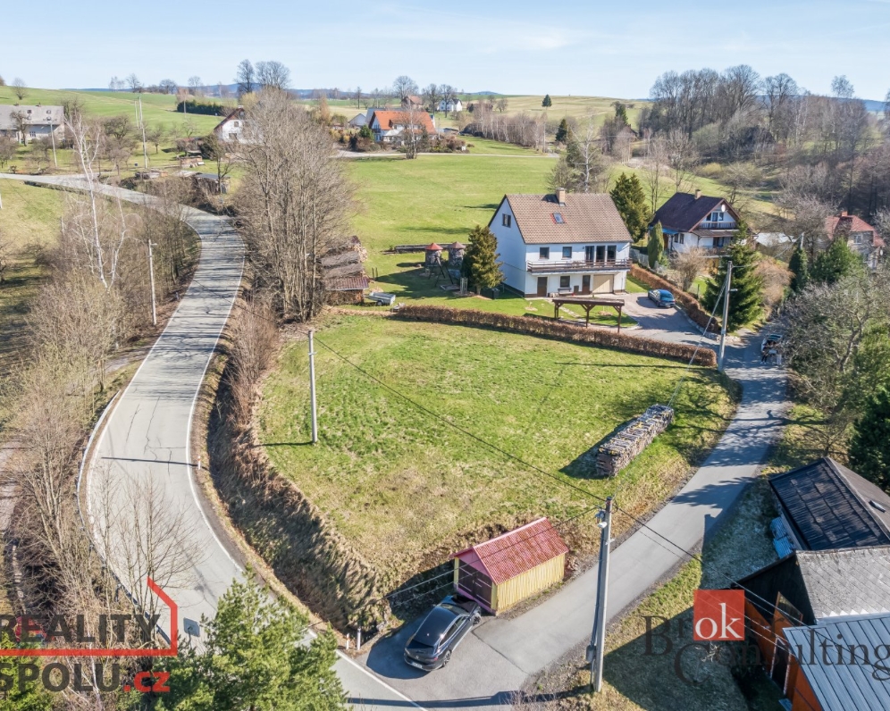 Prodej pozemku, 759 m2, Pěčín